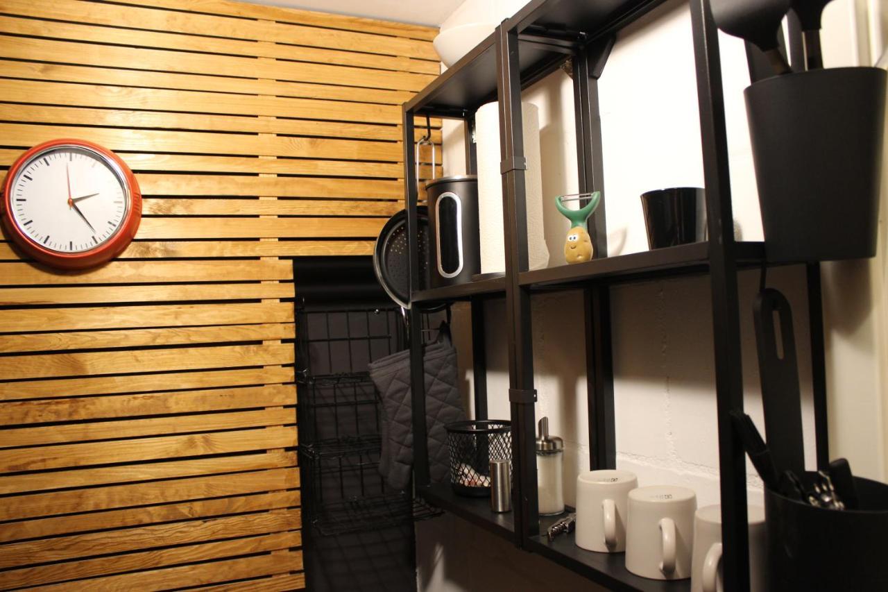 Kleine Souterrain Wohnung Naehe Hamburg 新武尔姆斯托夫 外观 照片